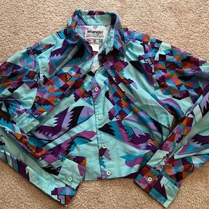 Cropped vintage wrangler button up
